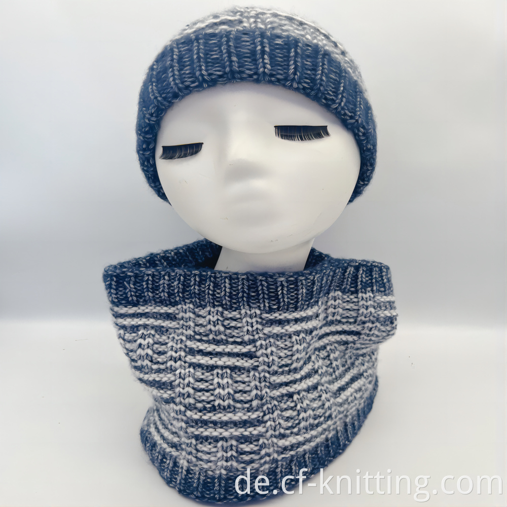 Cf T 0001 Knitted Hat And Scarf 2